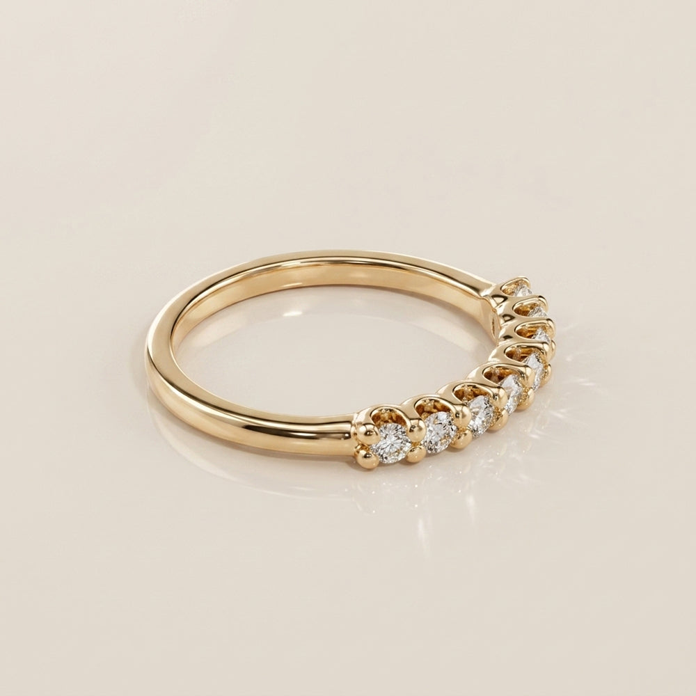 Churumbela U de Diamantes en Oro Amarillo de 14K