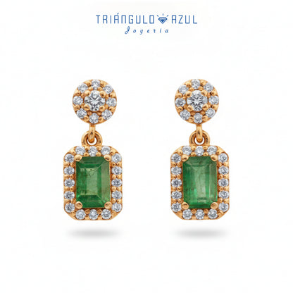 Aretes Andy de Esmeralda Colgantes con 1.30 CTS Total y Diamantes con 0.61 CTS Total en Oro Amarillo de 14K
