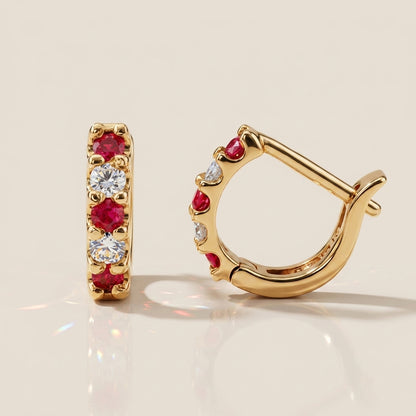 Arracaditas Fer de Rubíes y Diamantes en Oro Amarillo de 14K
