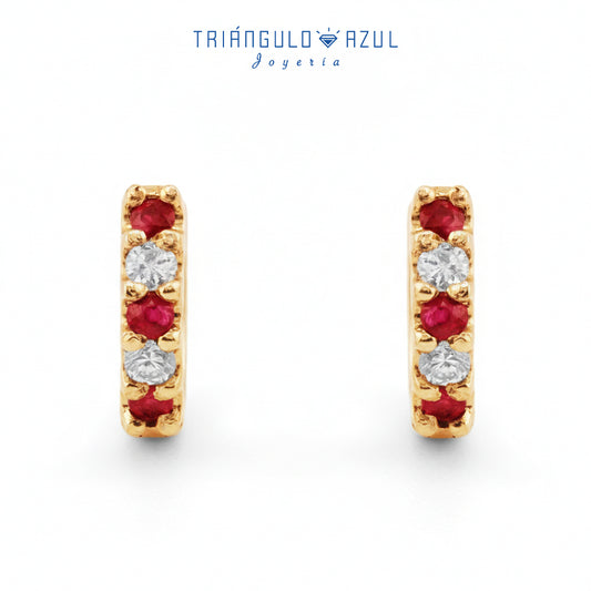 Arracaditas Fer de Rubíes con 0.16 CTS Total y Diamantes de 0.10 CTS Total en Oro Amarillo de 14K
