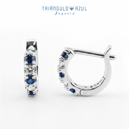 Arracaditas Fer de Zafiros con 0.15 CTS Total y Diamantes con 0.08 CTS Total en Oro Blanco de 14K