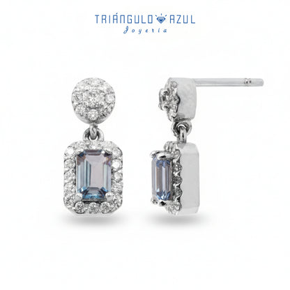 Aretes Colgantes de Topacios London Blue con 1.49 CTS Total y Diamantes con 0.62 CTS Total en Oro Blanco de 14K