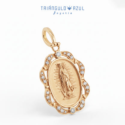 Dije Virgen con Piedras de Diamantes con 0.75 CTS Total en Oro Amarillo de 14K