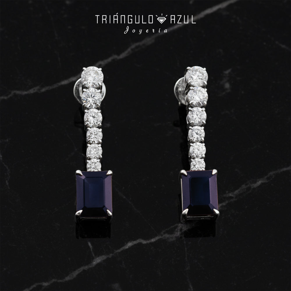 Aretes Longa de Zafiro con 6.30 CTS Total y Diamantes con 2.54 CTS Total en Oro Blanco de 18K