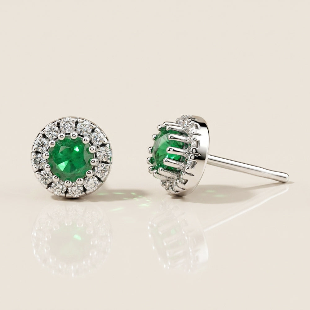 Broqueles de Esmeralda con 0.46 CTS Total y Diamantes con 0.25 CTS Total en Oro Blanco de 14K