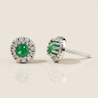 Broqueles de Esmeralda con 0.46 CTS Total y Diamantes con 0.25 CTS Total en Oro Blanco de 14K