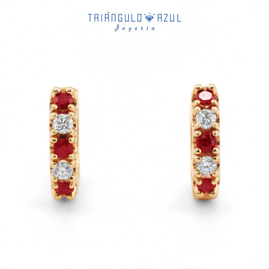 Arracaditas Fer de Rubíes con 0.13 CTS Total y Diamantes con 0.09 CTS Total en Oro Amarillo de 14K