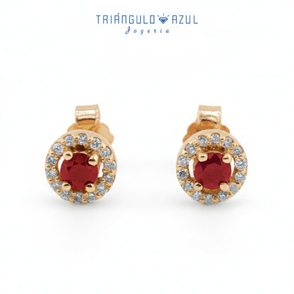 Aretes Halo con Rubíes con 0.40 CTS Total y Diamantes con 0.14 CTS Total en Oro Amarillo de 14K