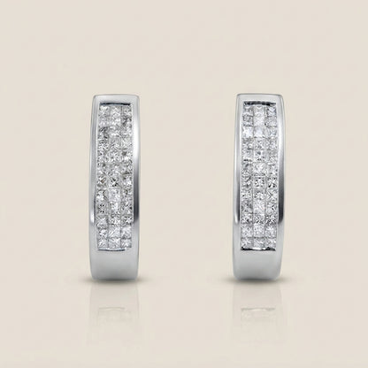 Aretes Huggie Pave con Diamantes en Oro Blanco de 14K