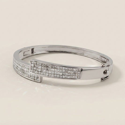 Pulsera Semi Rígida con Diamantes en Oro Blanco de 14K