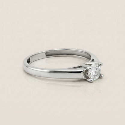 Anillo de Compromiso Solitario en Oro Blanco de 14K