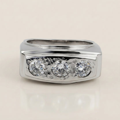 Anillo Tresillo con Diamantes en Oro Blanco de 14K
