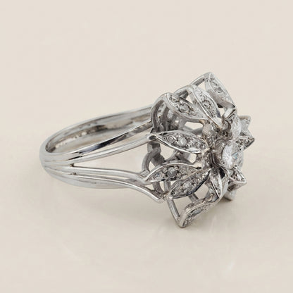 Anillo Flor con Diamantes en Plata Paladio