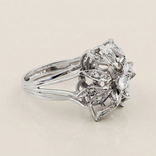 Anillo Flor con Diamantes en Plata Paladio