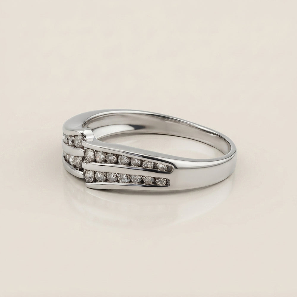 Churumbela Cruzado con Diamantes en Oro Blanco de 14K