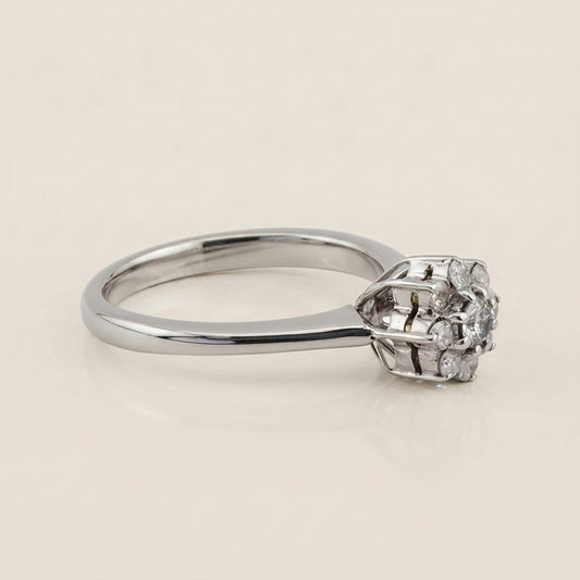 Anillo Roseta con Diamantes en Oro Blanco de 14K