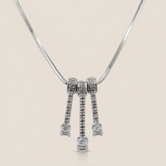 Gargantilla 3 Dijes con Diamantes en Oro Blanco de 14K