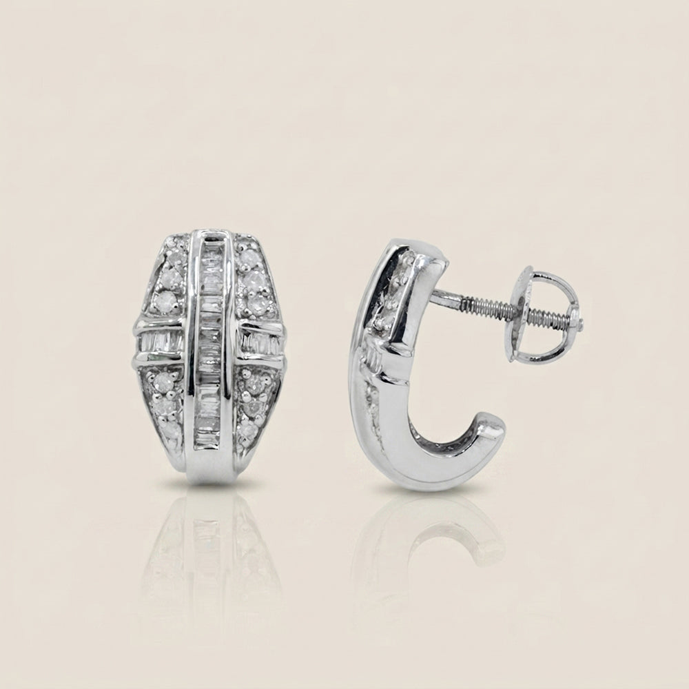Aretes con Diamantes en Oro Blanco de 14K