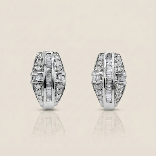Aretes con Diamantes en Oro Blanco de 14K