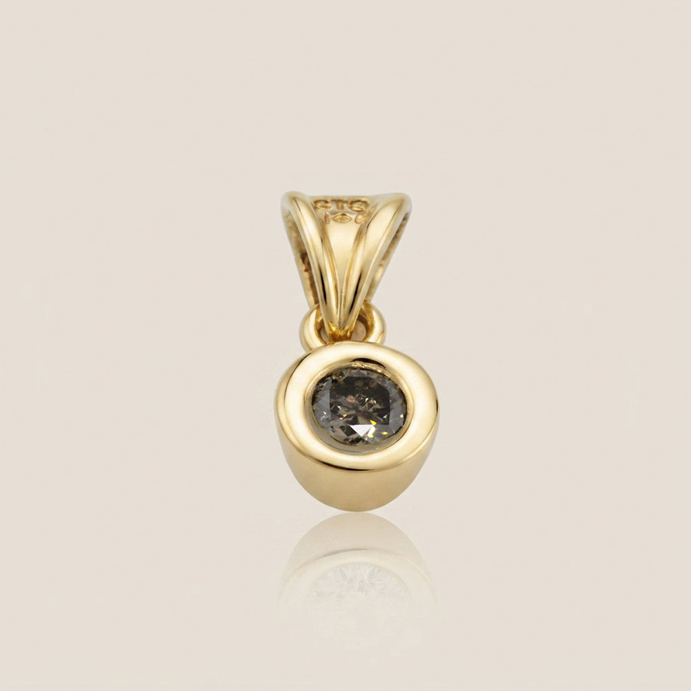 Dije con Diamante Brown en Oro Amarillo de 14K