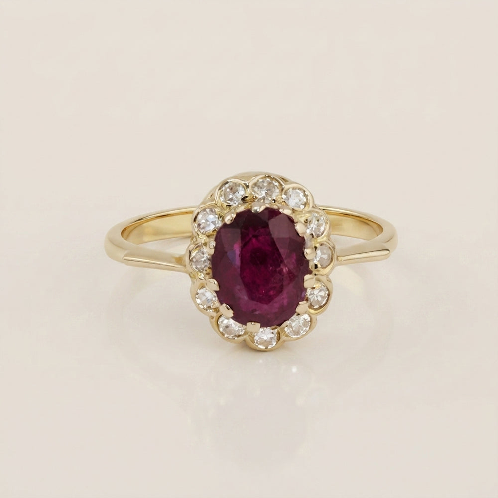 Lady D Vintage con Rubí y Diamantes en Oro Amarillo 14K